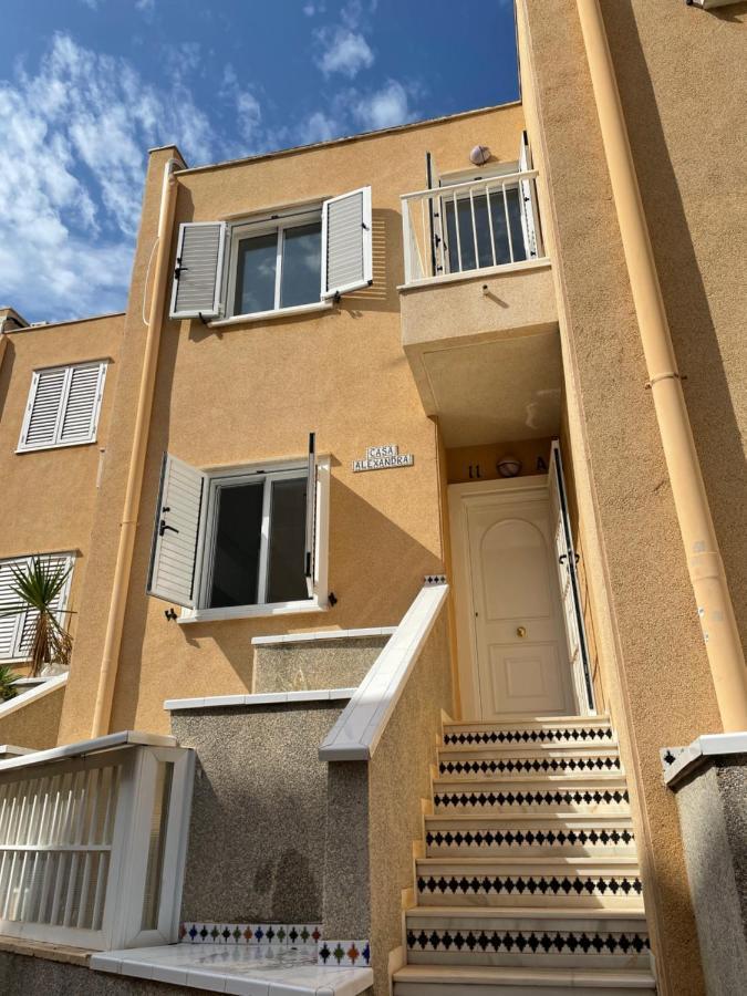 Casa Alexandra - Cosy 2Bedroom Duplex تورّيفيِخا المظهر الخارجي الصورة